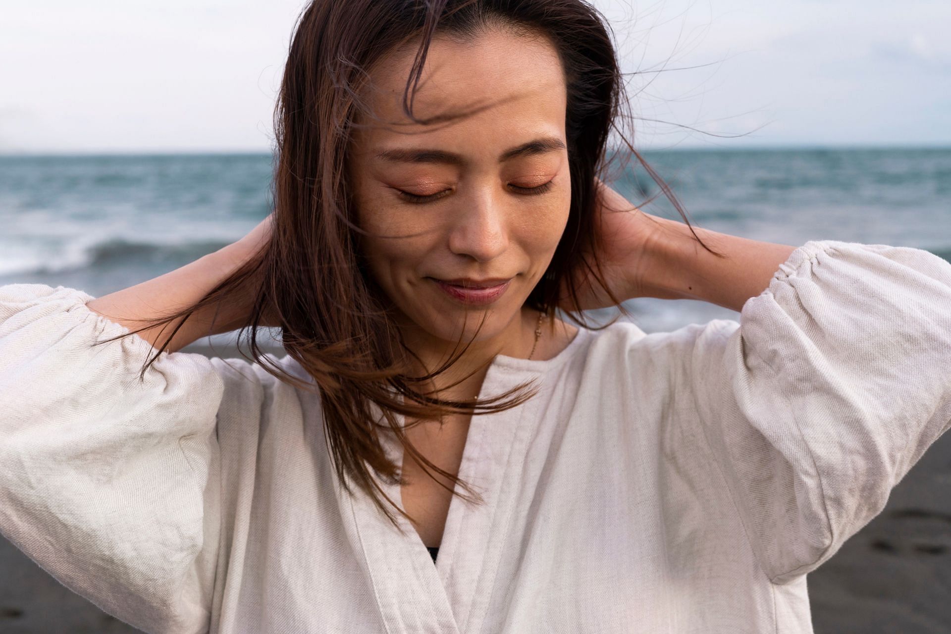 Sometimes, we need to fall back on our mind-body connection to feel better. (Image via Freepik/ freepik)